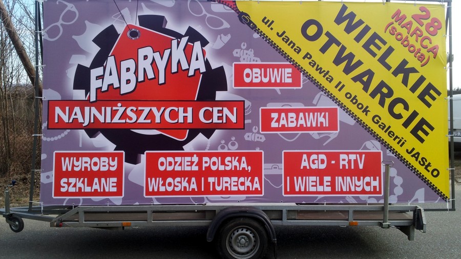 Reklama mobilna